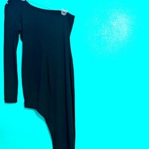 One shoulder asymmetrical split thigh dress